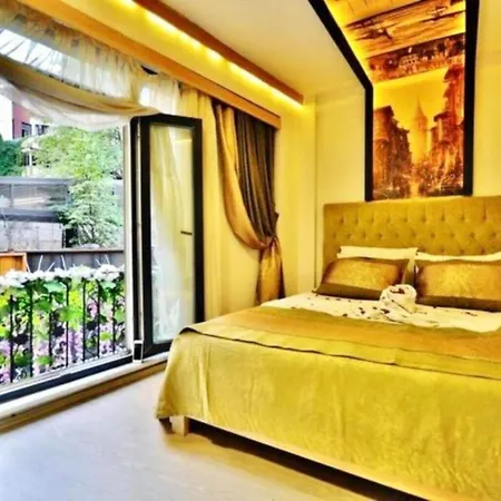 Taksim Shadi House فندق اسطنبول
